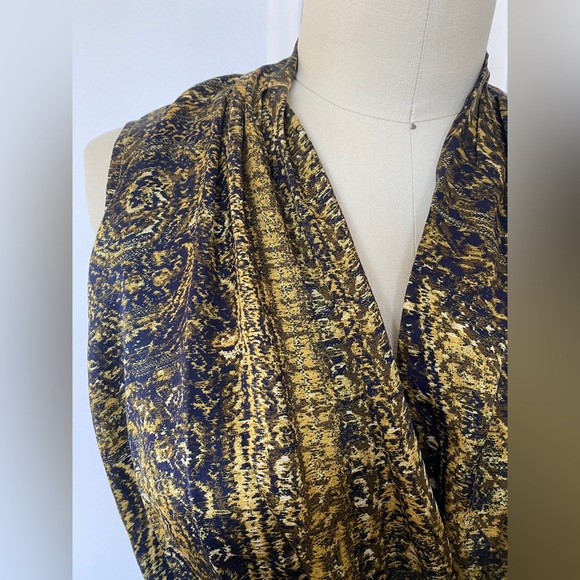 Lafayette 148 silk blouse - Picture 2 of 5